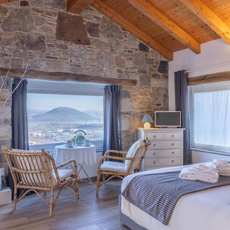 Casale Corte Cerro Il Riccio Di Ricciano Bed & Breakfast エクステリア 写真