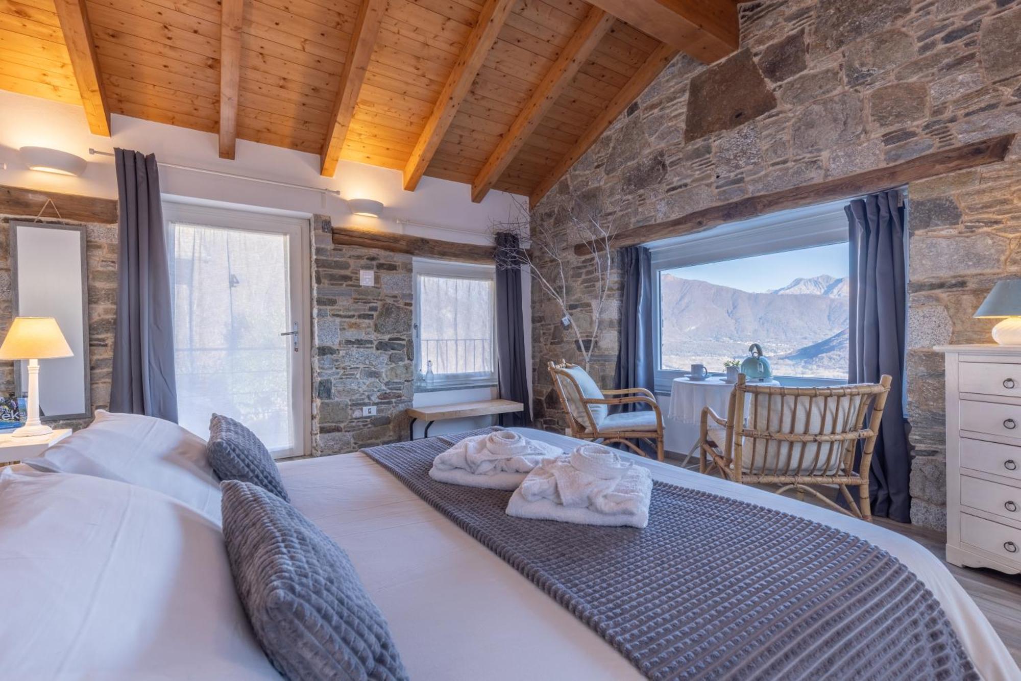 Casale Corte Cerro Il Riccio Di Ricciano Bed & Breakfast エクステリア 写真