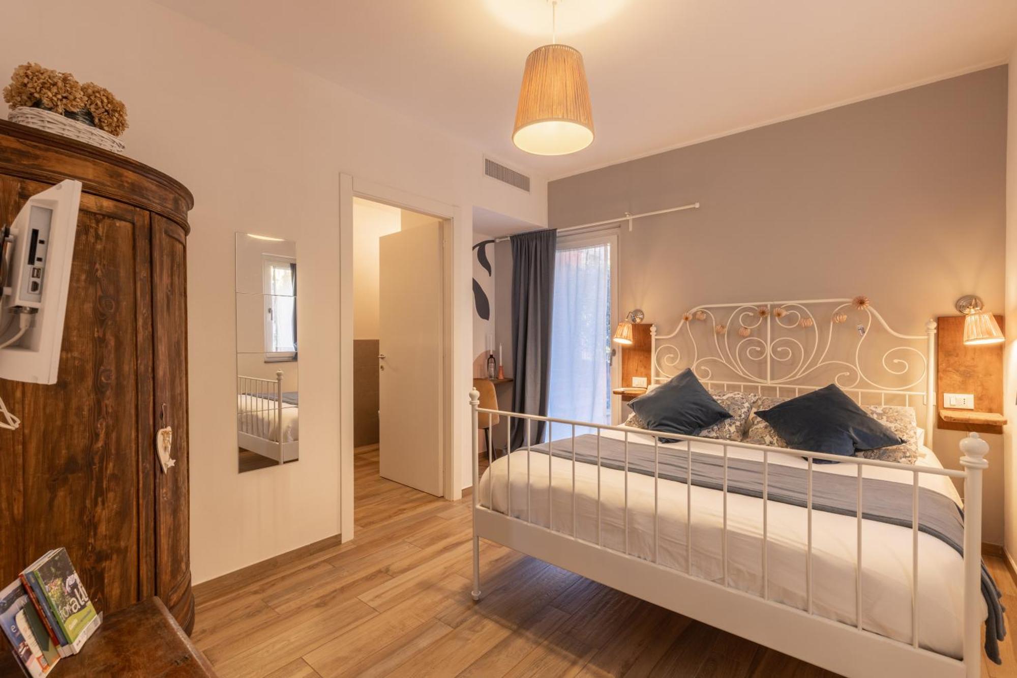 Casale Corte Cerro Il Riccio Di Ricciano Bed & Breakfast エクステリア 写真